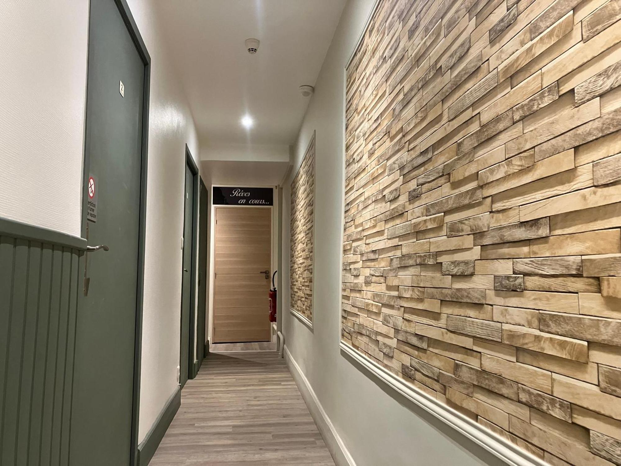 Hotel Du Nord Chambres Familiales Fontaines  Екстериор снимка
