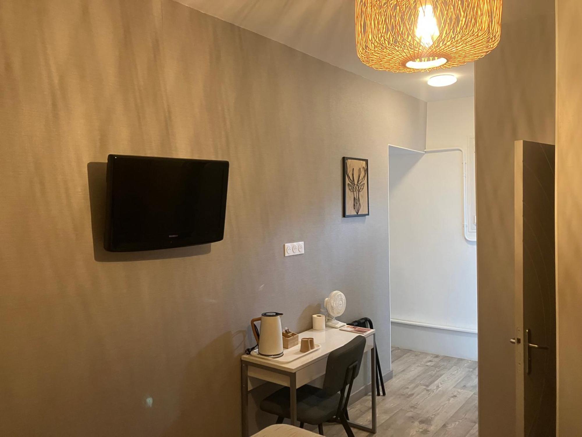 Hotel Du Nord Chambres Familiales Fontaines  Екстериор снимка