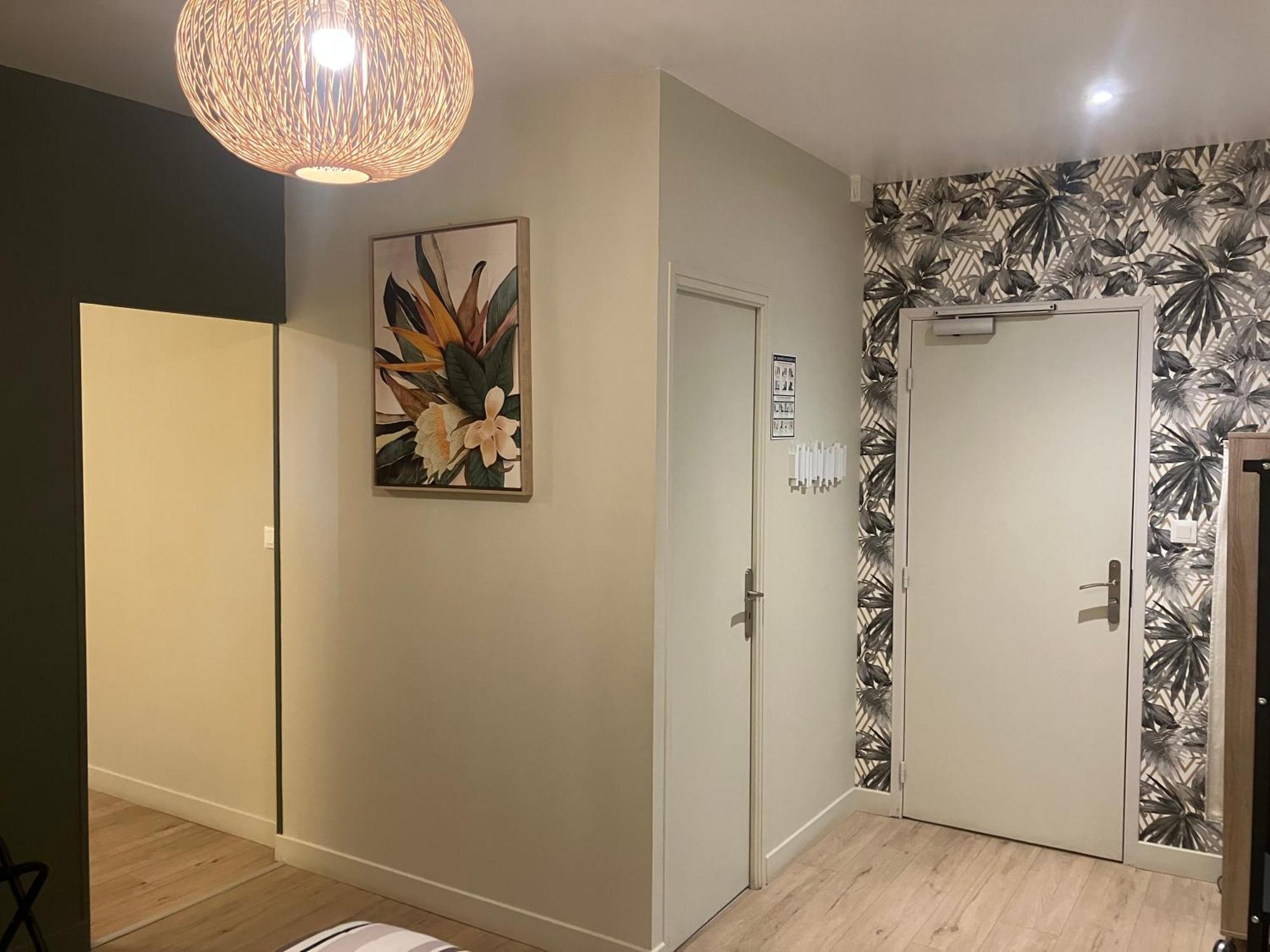 Hotel Du Nord Chambres Familiales Fontaines  Екстериор снимка